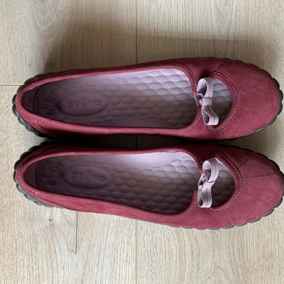 Clarks Privo NWOT Flat Suede Shoes Mary Janes 7M - Picture 5 of 9